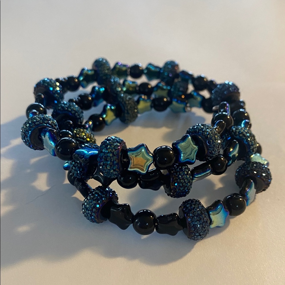 Blue stars ⭐️ Beaded Coil Bracelet - Women's Fashion Jewelry